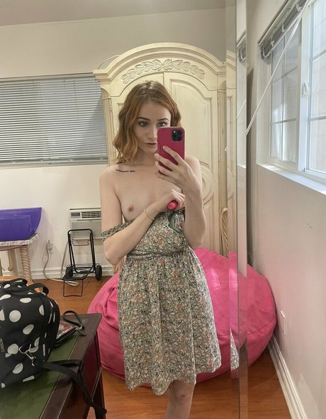 Scarlet Skies pornstar high quality gallery