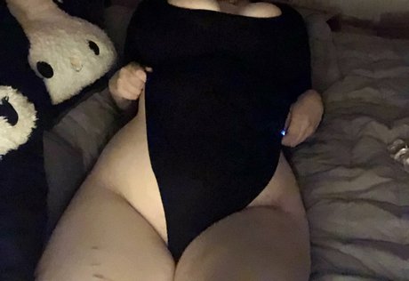 Tinyfawnn star hot pic