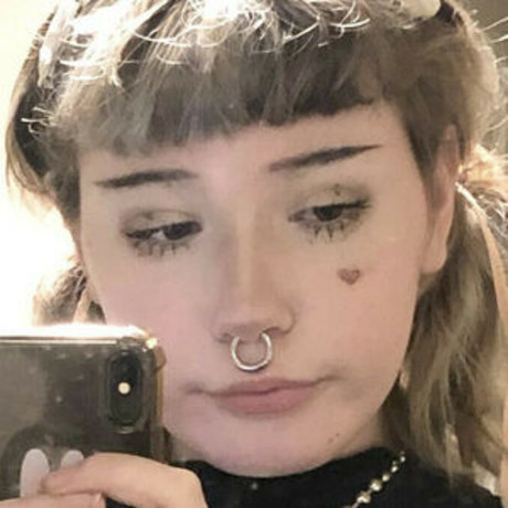 Tinyfawnn best actress image