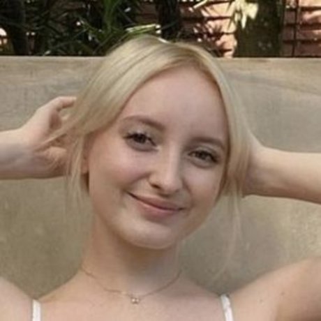 sophie carson star exclusive pictures