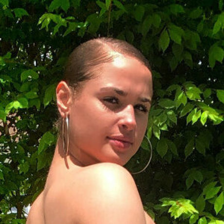 Janae Girard beautiful actress picture