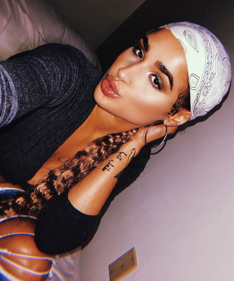 Janae Girard best model images