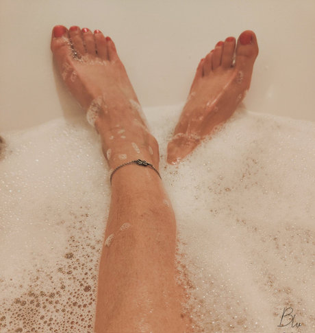 Blue Domino73 star erotic archive