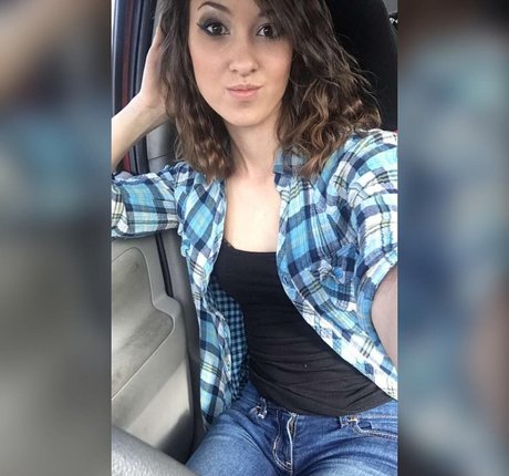 Sahara Summer porn actress pics