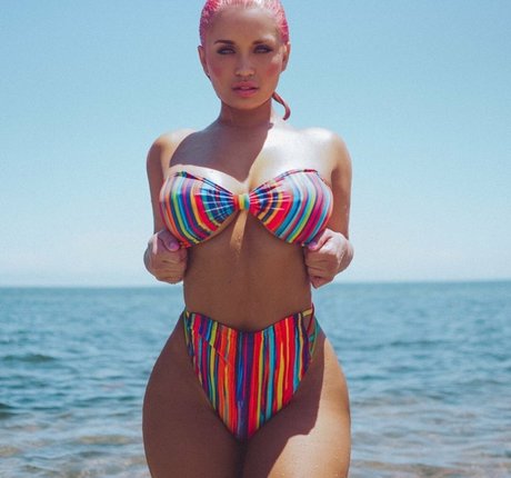 Jessica Kylie exclusive model photo