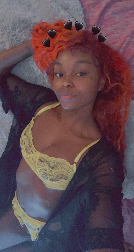 Kandie Monaee pretty star photo