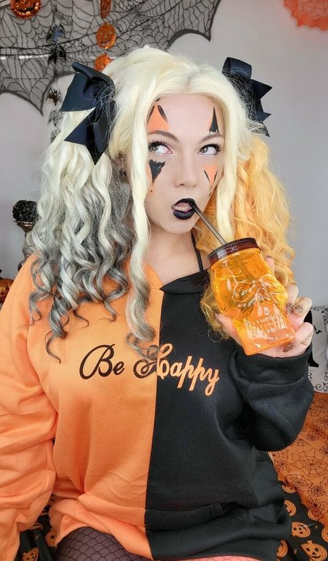 small onlyfans art nude photos