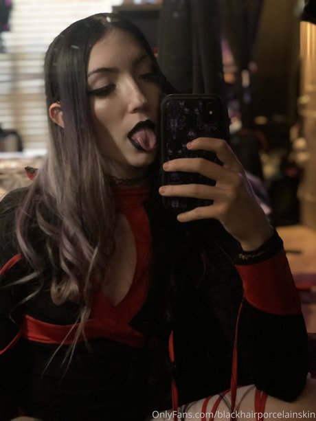 blonde muscle onlyfans top img