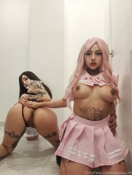 Odasuuur model pornographic pics