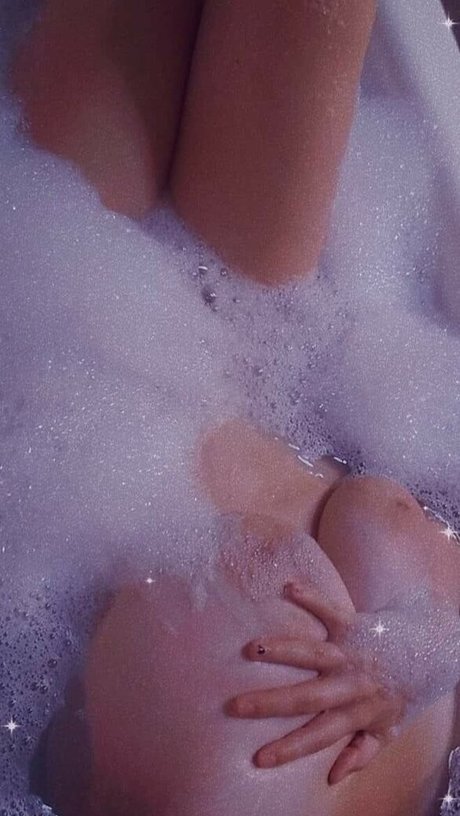 bbw lesbian onlyfans porn images