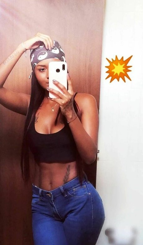 Miss Perla pornstar nudes photos