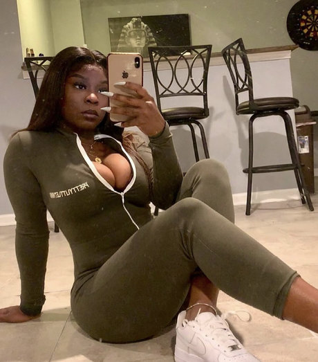 thick trixxx high quality star img