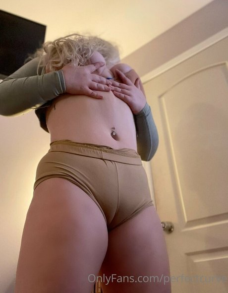 Lady Fatale_ hd model photo