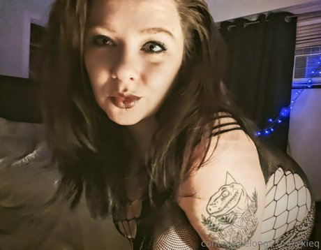 tryxieq sex pornstar img