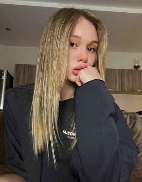 allinika hd star photos