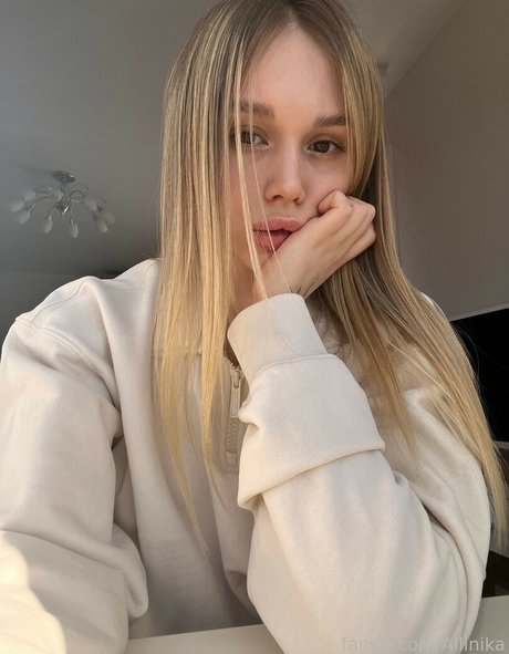 allinika beautiful pornstar gallery