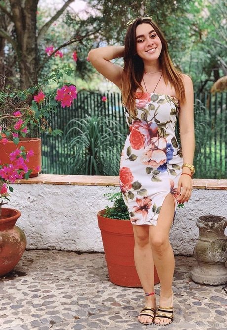 PauSoto pretty pornstar picture