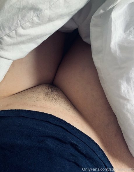 Sophia Knight naked pornstar images