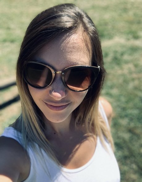 Sophia Knight free model image