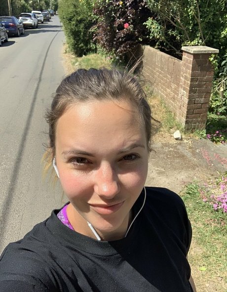 Sophia Knight beautiful pornstar image