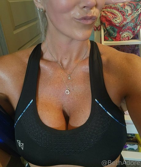 asian tranny onlyfans free porn photos