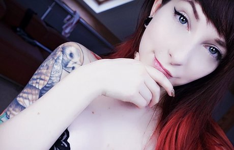 IvyLaura pornstar hd image