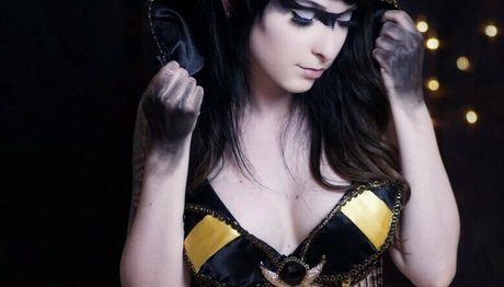 IvyLaura high quality model gallery