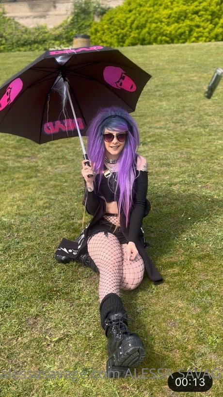 Alessa Savage model nudes pictures