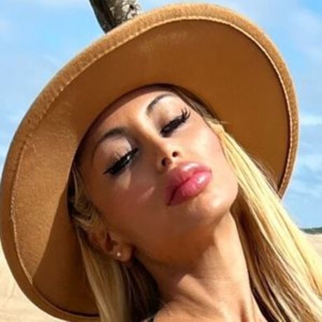 lesbian massage onlyfans hot xxx pictures