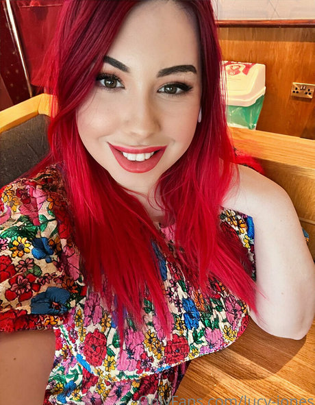 Lucy Jones star xxx image