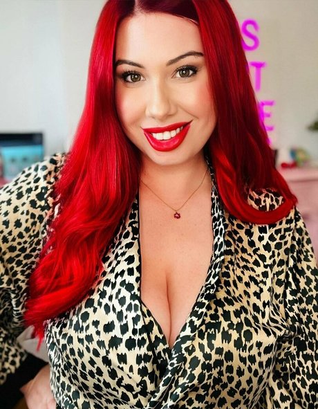 teen pantyhose onlyfans naked photo