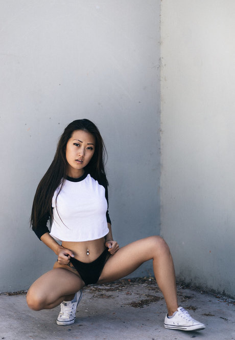 Sukie Kim star adult pics