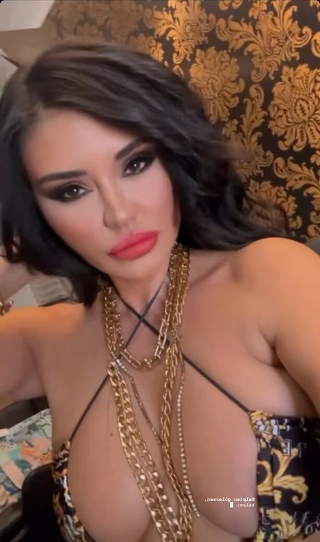 Ebru Polat nice actress photo