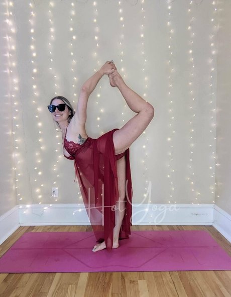 hotyoga hd pornstar photo