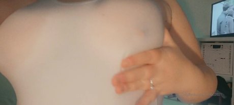 trans asian onlyfans erotic photo