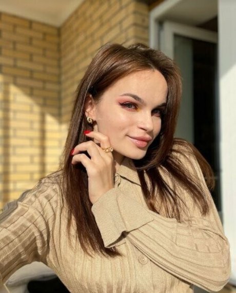 your lina perfect actress img