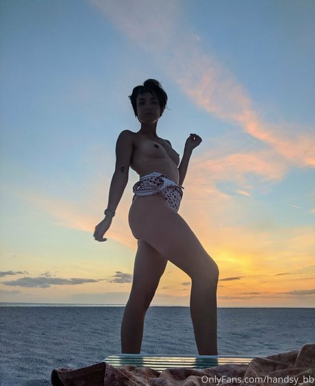 handsy bb nice star archive