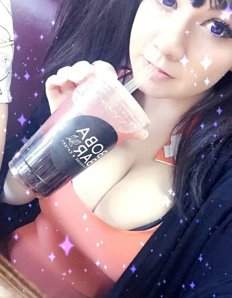 pinkharm beautiful actress pic