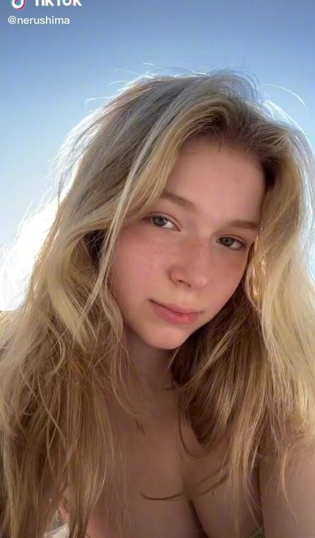 Nerushimav top pornstar pic