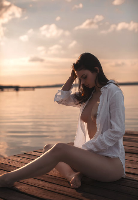 Idamarie r model top pic