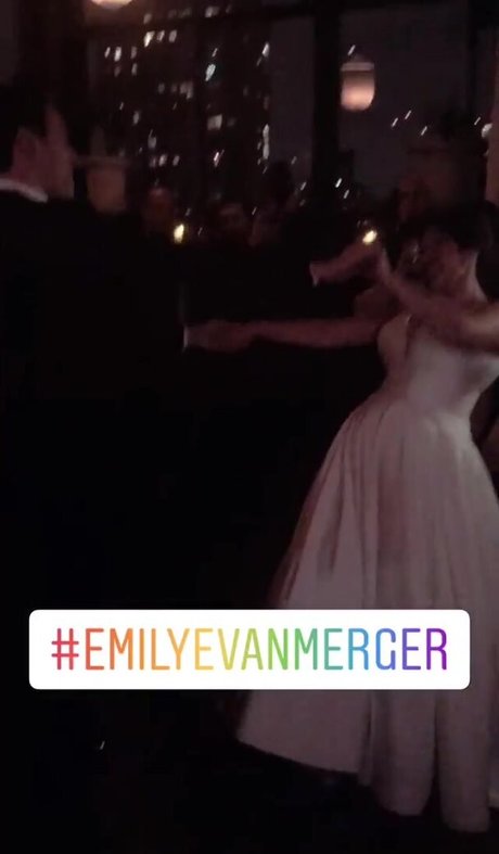 Emily H Barry model high quality img