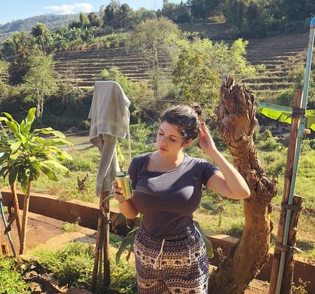 Emily H Barry hd model gallery