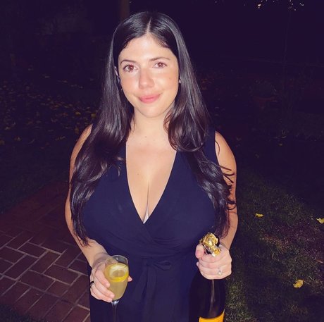 pretty pussy onlyfans sexy nude gallery