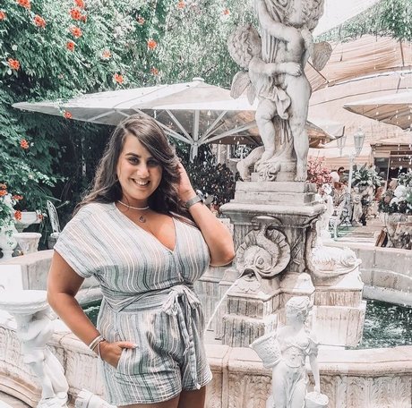 Sapir Sol nudes star images