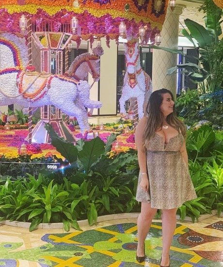 Sapir Sol naked star pic