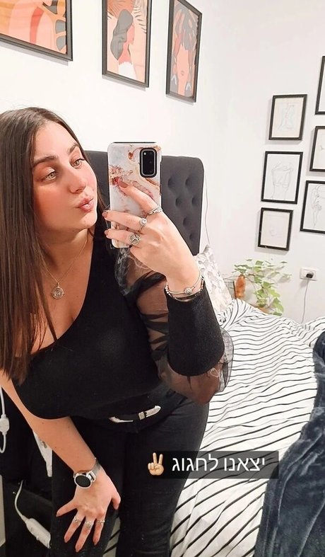 Sapir Sol star hot galleries