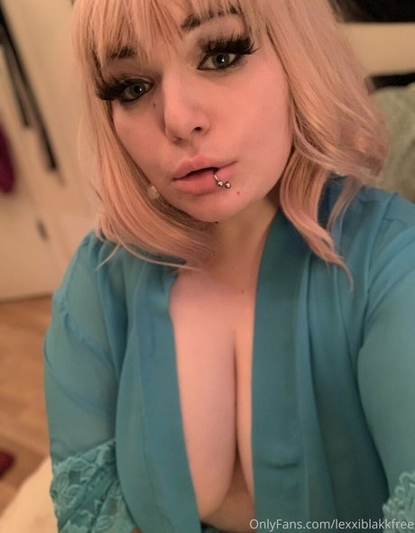 lexxiblakkfree model erotic image