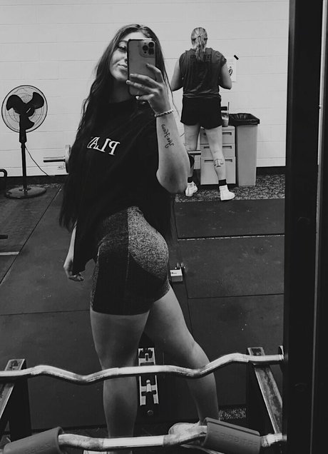 tbabyy17 model adult img