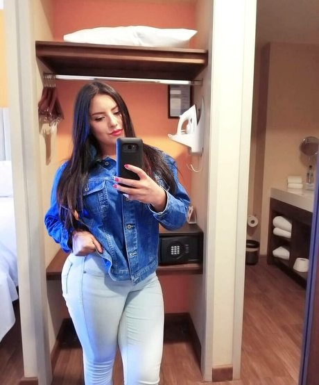 Herlinda Angel beautiful pornstar photos