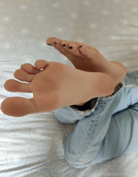 alicefrenchfeet pornstar sexy photos